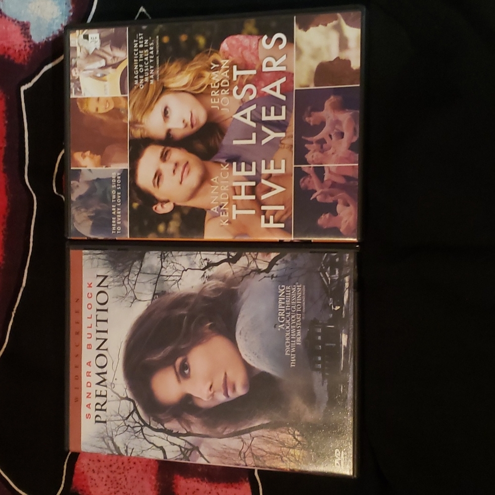 🌞 2 DVD s